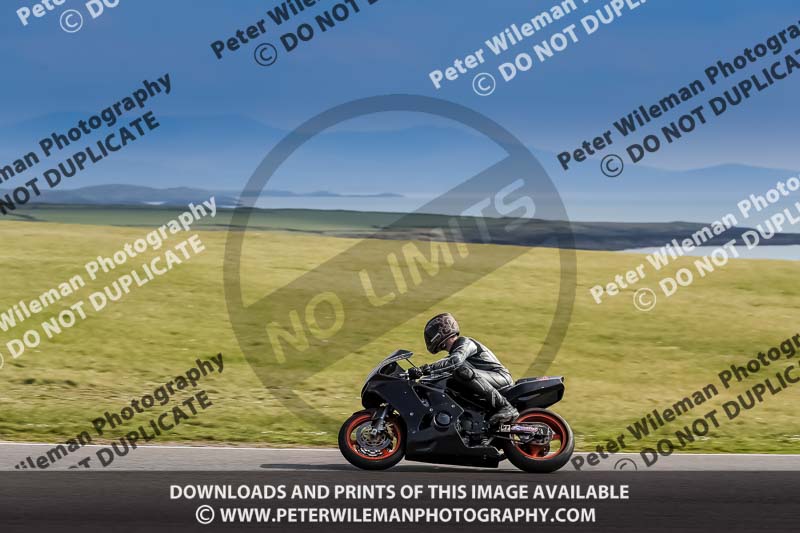 anglesey no limits trackday;anglesey photographs;anglesey trackday photographs;enduro digital images;event digital images;eventdigitalimages;no limits trackdays;peter wileman photography;racing digital images;trac mon;trackday digital images;trackday photos;ty croes